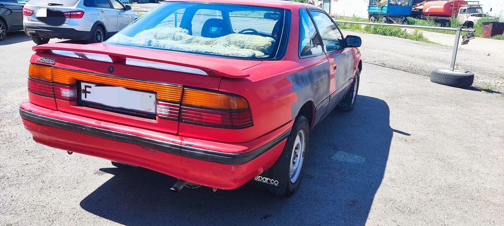 Mazda 626 купе 2.2