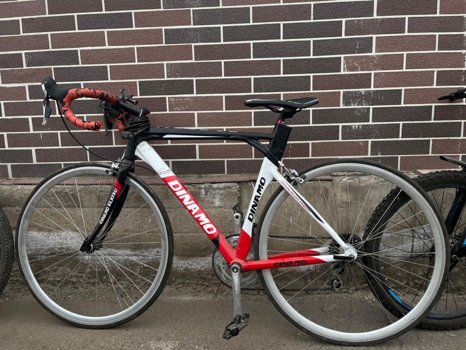 Шоссейный велосипед