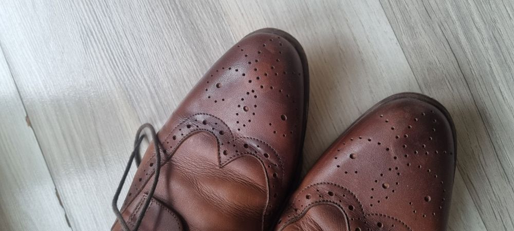 Pantofi din piele maro