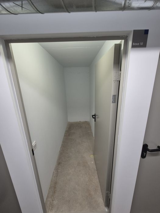 Boxa Depozitare 3 mp / Lift / Acces non-stop / Factura