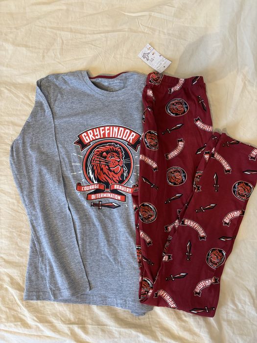 Pijamale Harry Potter, nou cu eticheta, marime 146-152