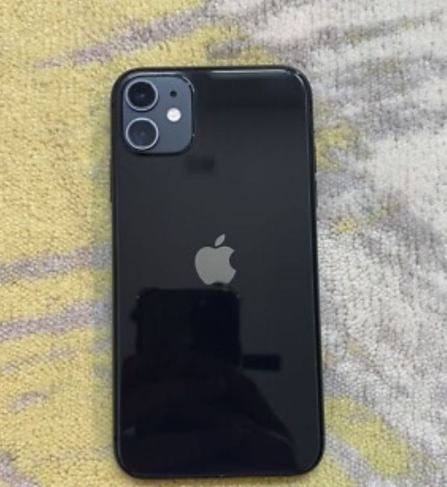 Продавам iphone 11