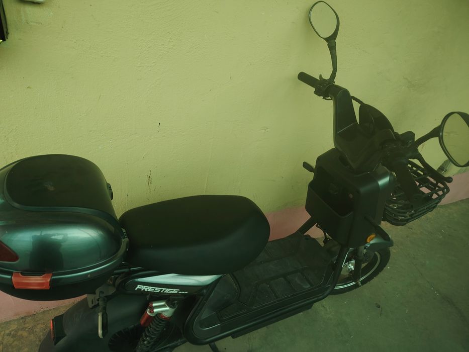 Скутер сотилади холати янги