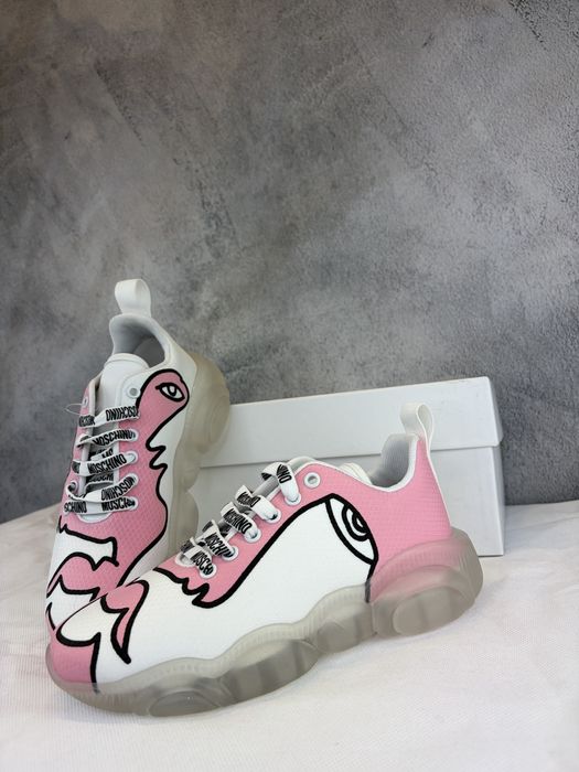 Moschino bubble snekares