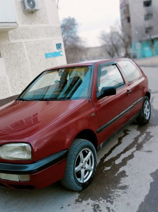 Автомобиль гольф 3