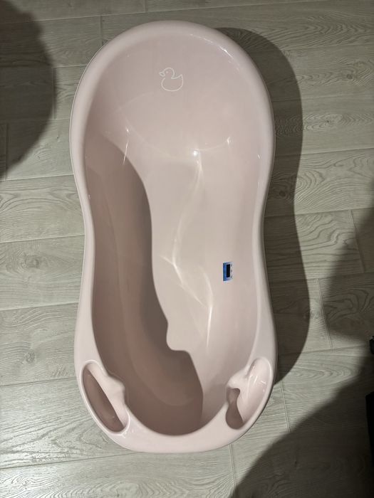 Cadita de baie roz cu termometru