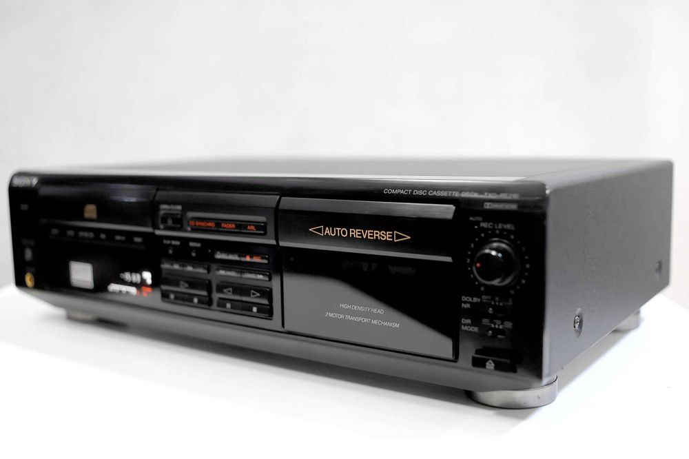 Sony TXD-RE210 — это комбинированное устройство