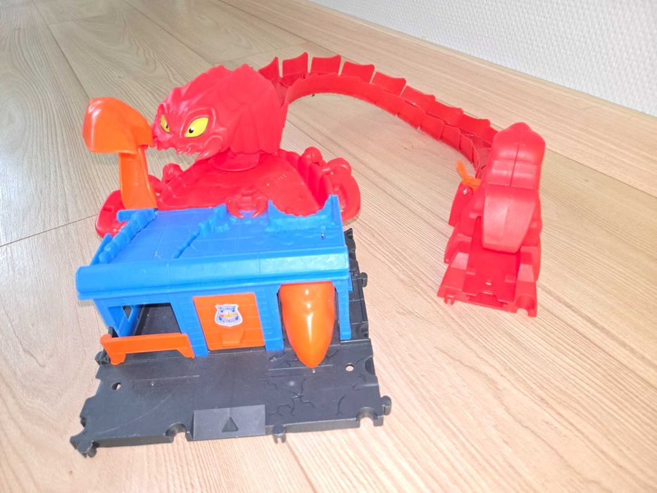 Hot Wheels / Хот Уилс Писта