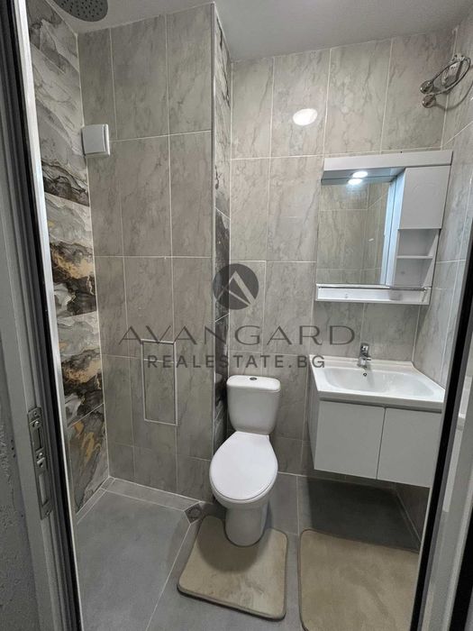 Продава се Тристаен апартамент в Пловдив, Кючук Париж - 64 кв.м за 1179 €/кв.м - Снимка #8