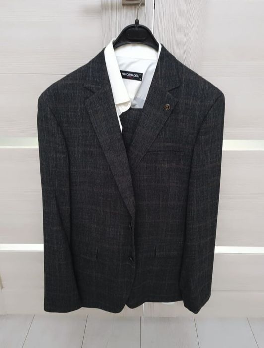 Продам костюм мужской тройка