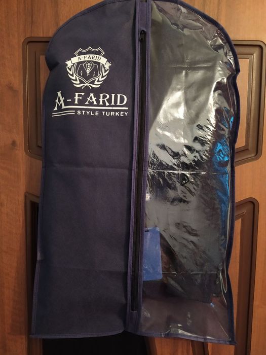 Продается костюм тройка на мальчика