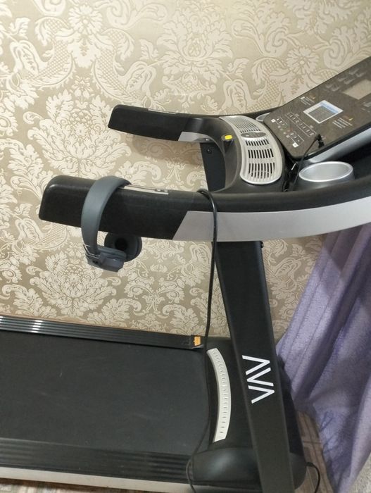 Продам беговую дорожку