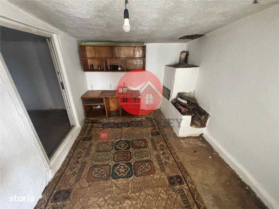 Casa batrâneasca de vânzare, zona Taberei, 372mp teren
