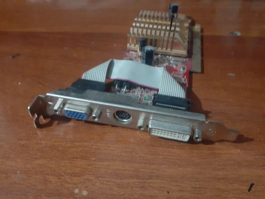 Материнская плата + Видеокарта