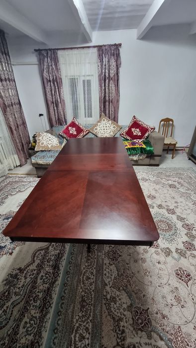 Продам стол дуб, производство Малайзия