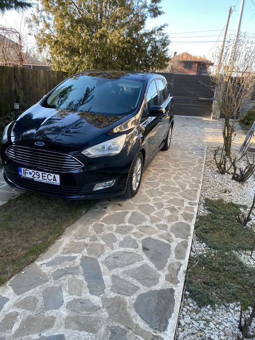 Ford Grand C-Max Stare foarte buna,Km reali ,150 CP, automata,7 locuri .