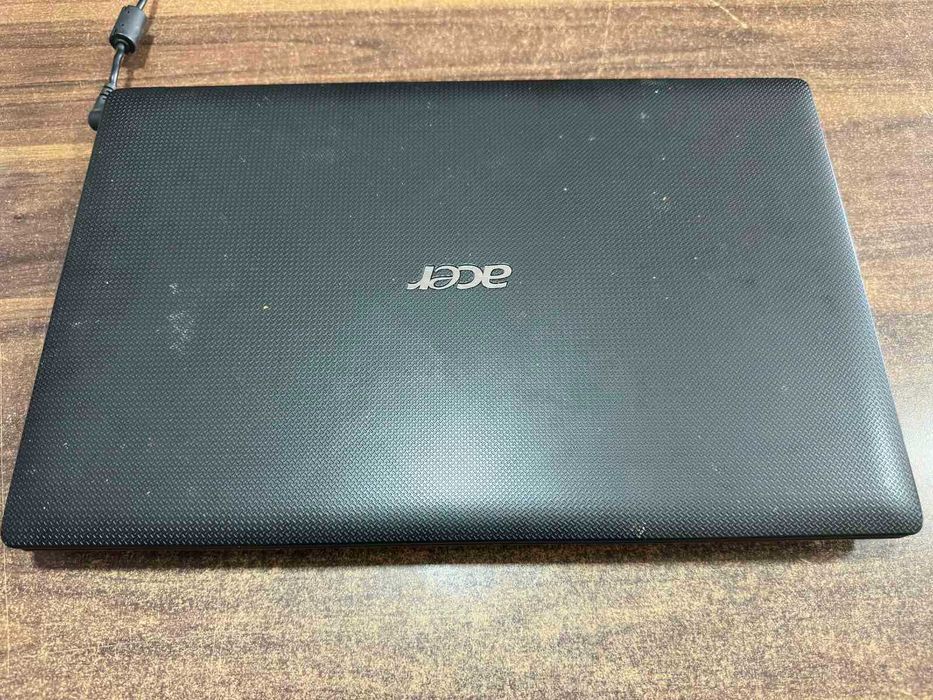 Продавам лаптоп Acer Aspire 5736Z