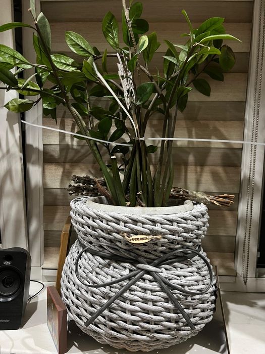 Кашпо из ротанга