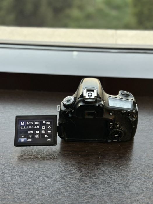 Canon EOS 60D фотоаппарат