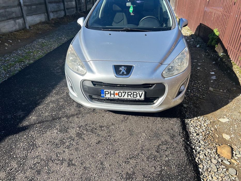Vând Peugeot 308 SW