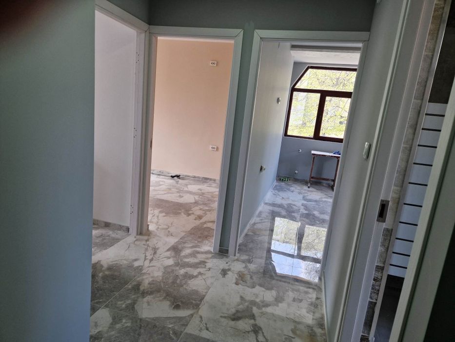 Продава се Двустаен апартамент в Русе, Център - 160 кв.м за 1188 €/кв.м - Снимка #4