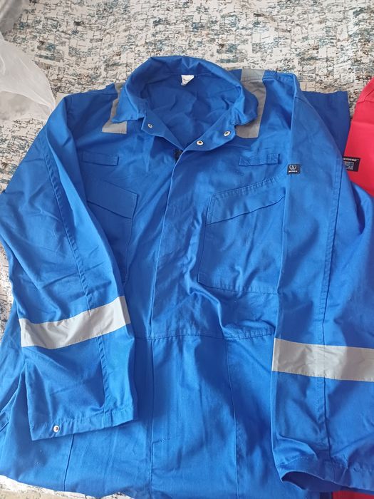 Рабочие комбинезоны