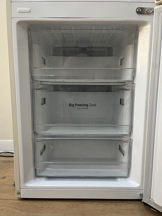 Холодильник-морозильник LG