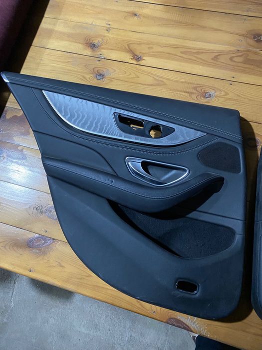 Mersedez W205 obshivka