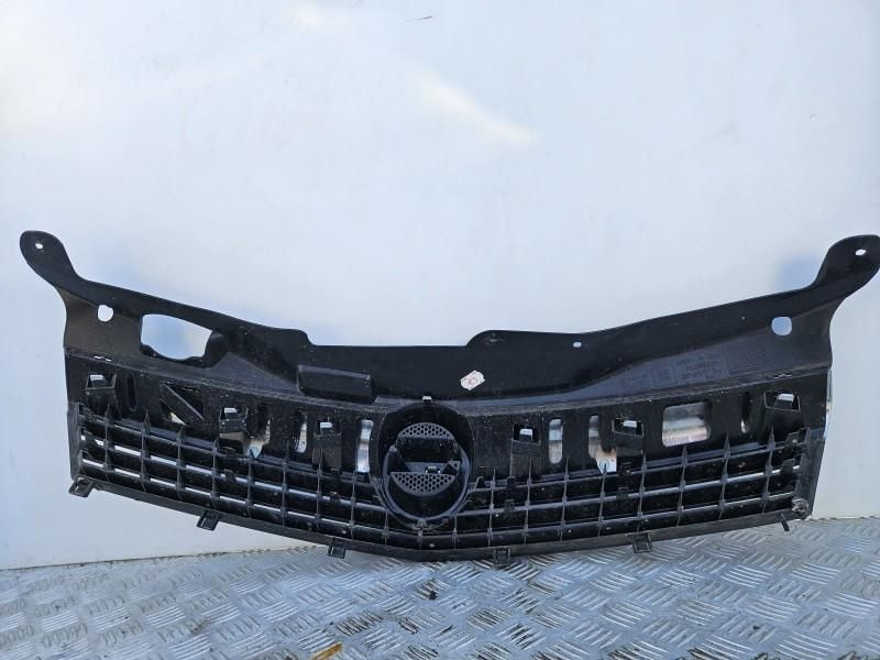 Grila radiator Opel Astra H GTC