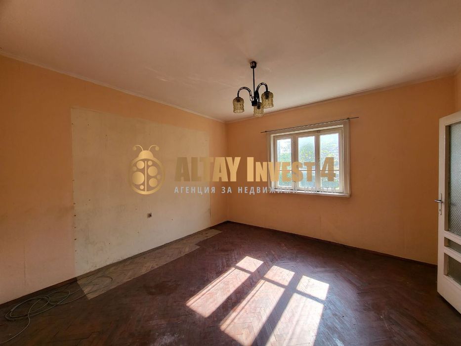 Продава се Къща в с. Тръстиково, Област Варна - 92 кв.м за 392 €/кв.м - Снимка #4