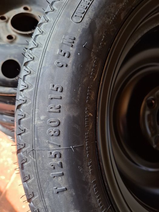 Продавам 1 бр Патерица 4x108 15 цола 4 J*ЕТ 40*ц.о 63.4 мм Форд