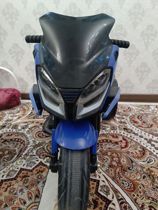 Sotiladi matasikil 2 ta yosh bolalar uchun usb fleshka bluetoth ulanad