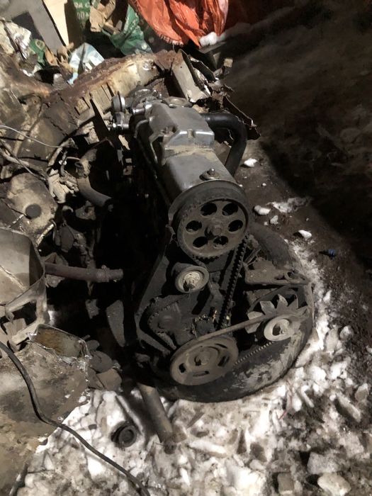 подам мотор ваз 1.6