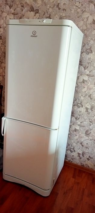 Холодильник в хорошем состоянии