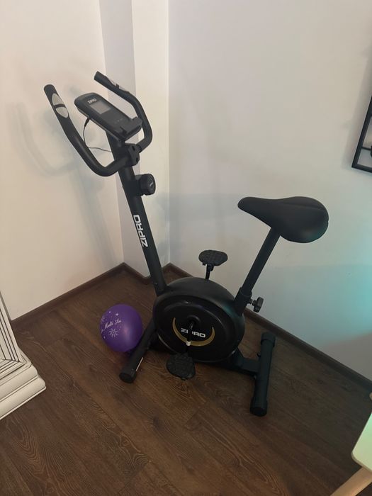 Bicicleta fitnes micuta
