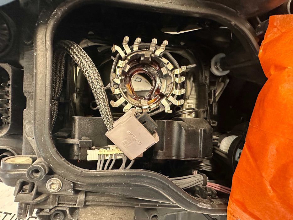 Фар фарове десен xenon VW Golf 7 GTI far farove ФВ Голф 7 ГТИ