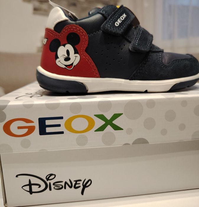 Нови боти Geox размер 26