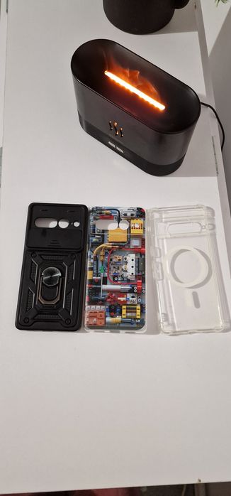 Vând set de 3 huse telefon Google Pixel 7 pro