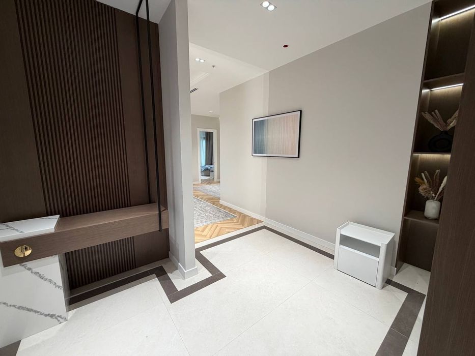 Сдаётся люксовая 4х квартира в Новостройке Нест Ван!!!