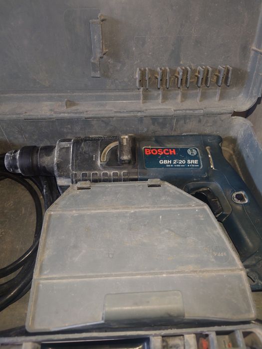 Перфоратор Bosch GBH 2-20 SRE