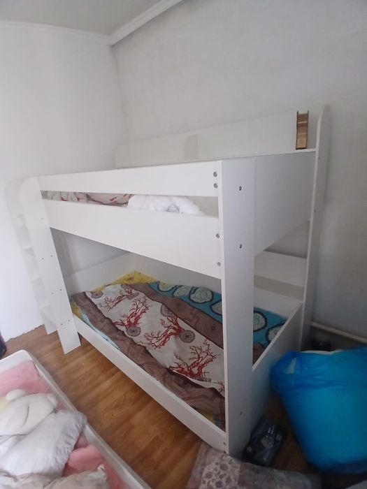 Кровать двухэтажная