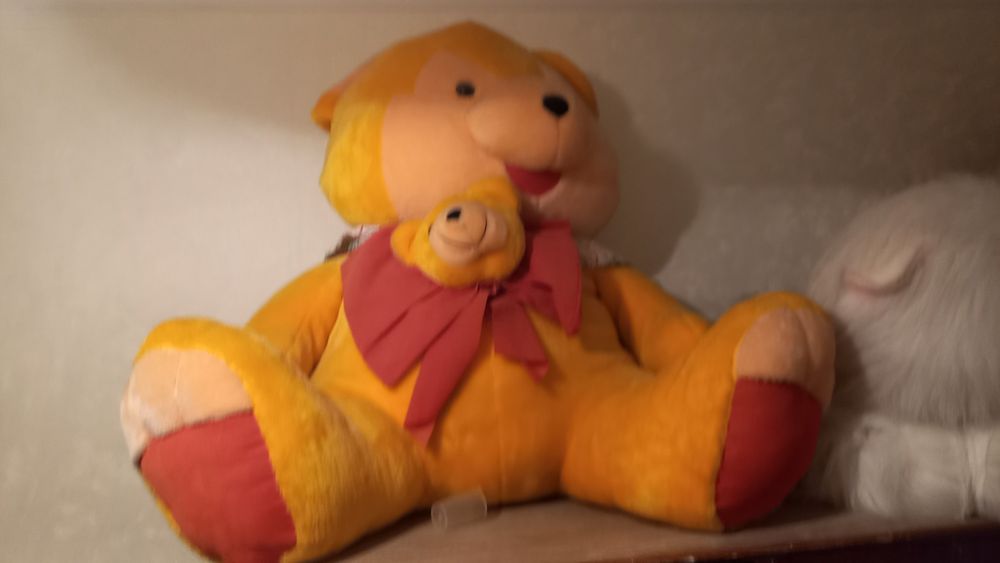 Игрушка очень большая мягкая собачка и медведь
