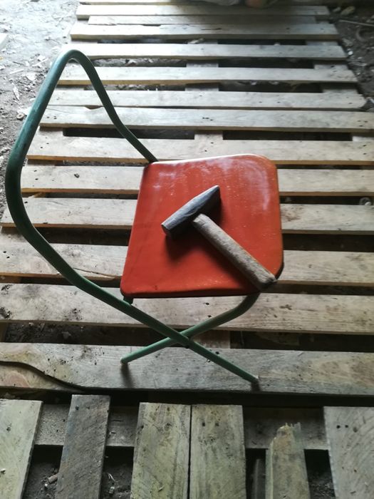 Продам стуль