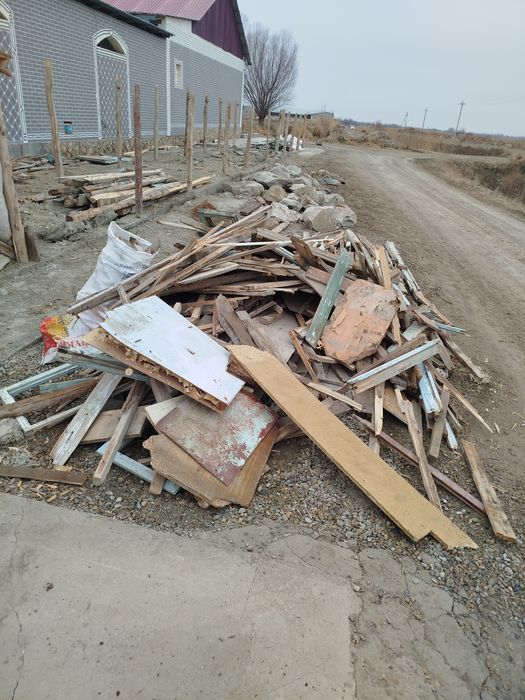 Утин лага чёрный потолог уч пахталар