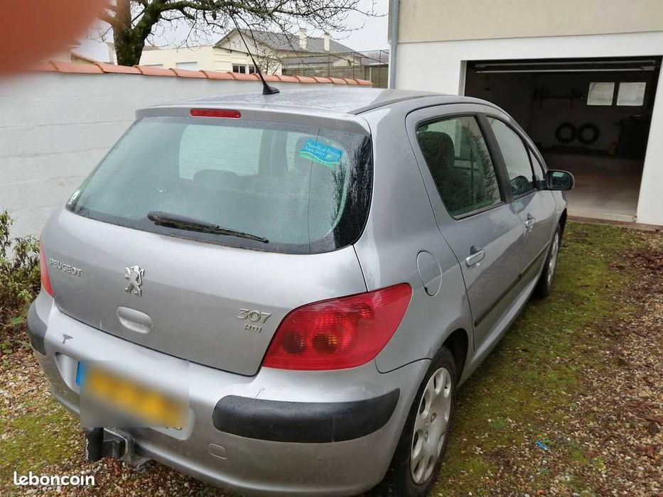 Пежо 307 / Peugeot 307 1.6 HDI 2004g НА ЧАСТИ!