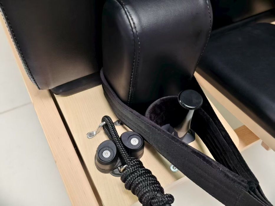 Aparat pilates reformer with tower din lemn de artar (maple)