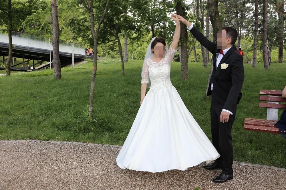 Rochie de mireasa A-line