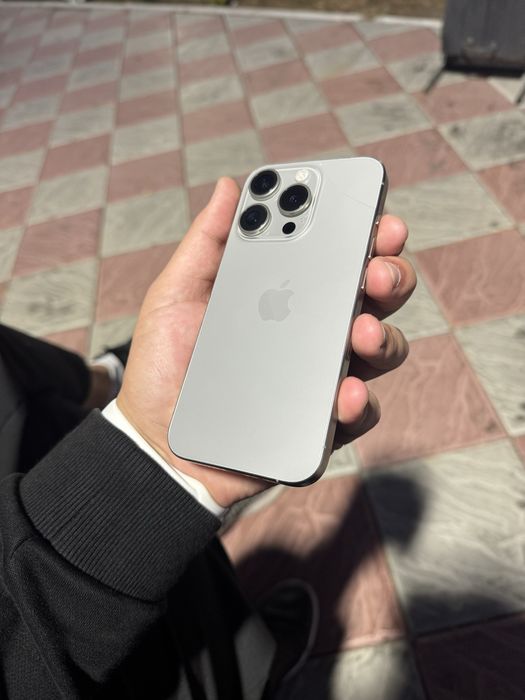 iPhone 15 Pro 128 100%