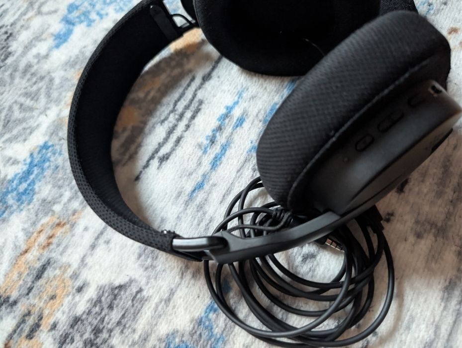 Căști Bluetouth / wifi