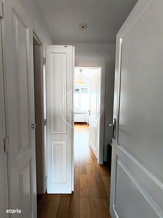 Apartament de închiriat cu 4 camere si terasa, Ultracentral, Oradea
